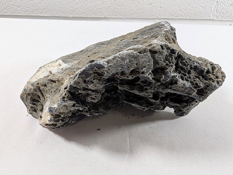 Image of Seiryu Rock Aquascaping Premium Quality IWAGUMI Aquarium x1 1.5kg (RC10047)