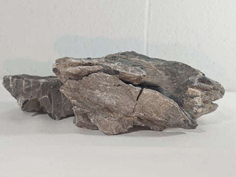 Image of Seiryu Rock Aquascaping Premium Quality IWAGUMI Aquarium x3 2.6kg (RC10062)