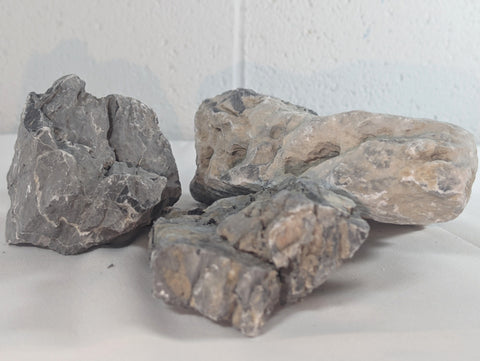 Image of Seiryu Rock Aquascaping Premium Quality IWAGUMI Aquarium x3 2.2kg (RC10063)