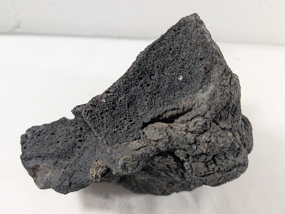 Black Lava Rock Volcanic Decoration Aquascaping Aquarium 1 Piece 1.3kg (RC10022)