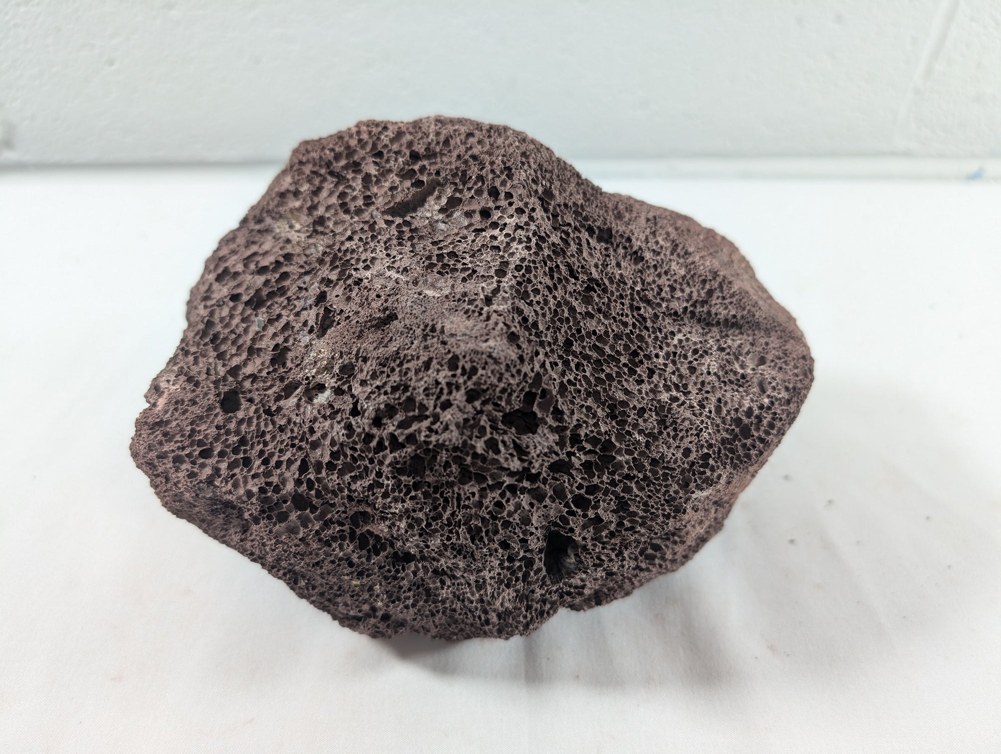 Red Lava Rock Volcanic Decoration Aquascaping Aquarium 1 Piece 926g (RC10030)