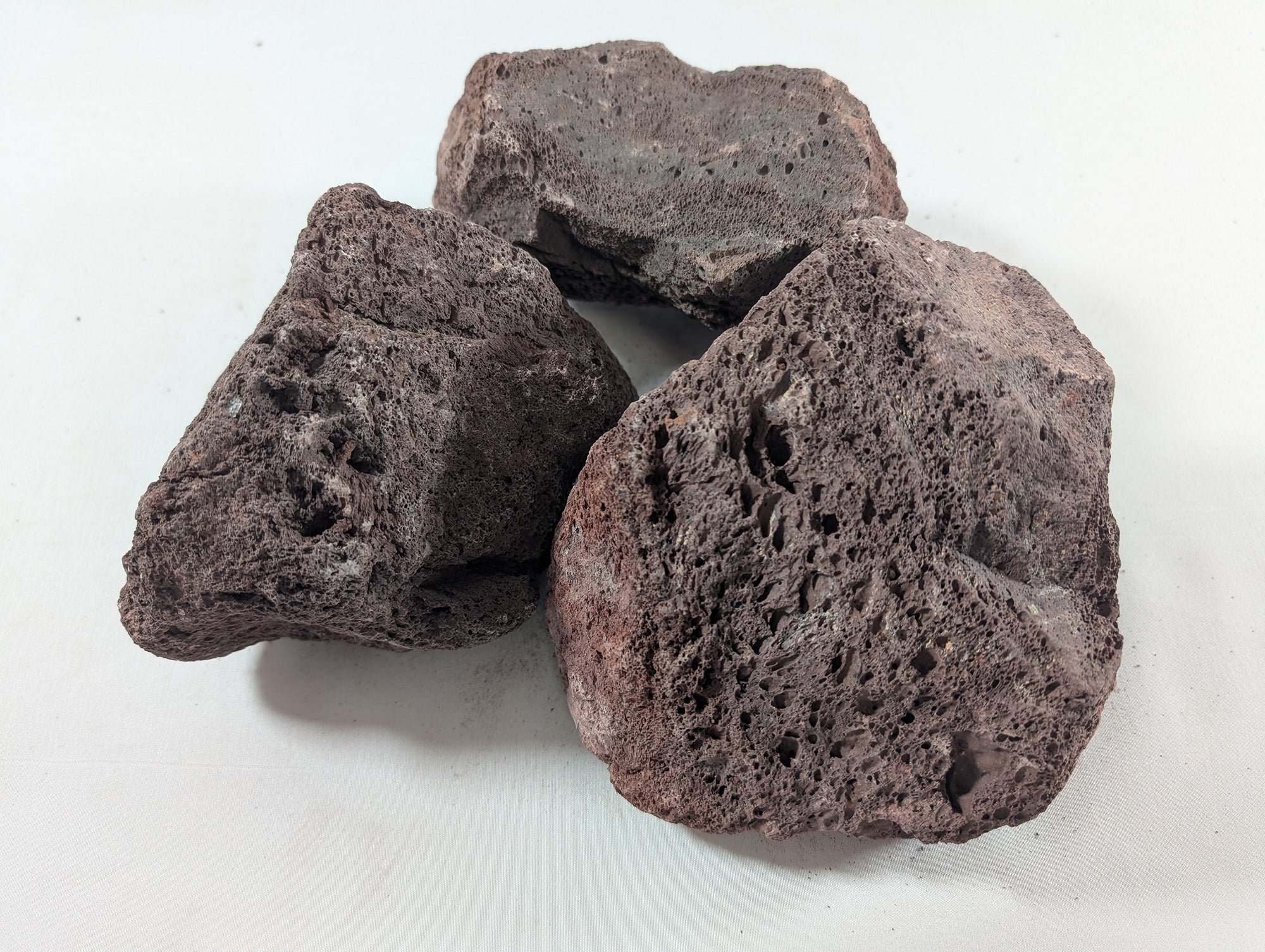 Red Lava Rock Volcanic Decoration Aquascaping Aquarium 3 Pieces 2.5kg (RC10037)