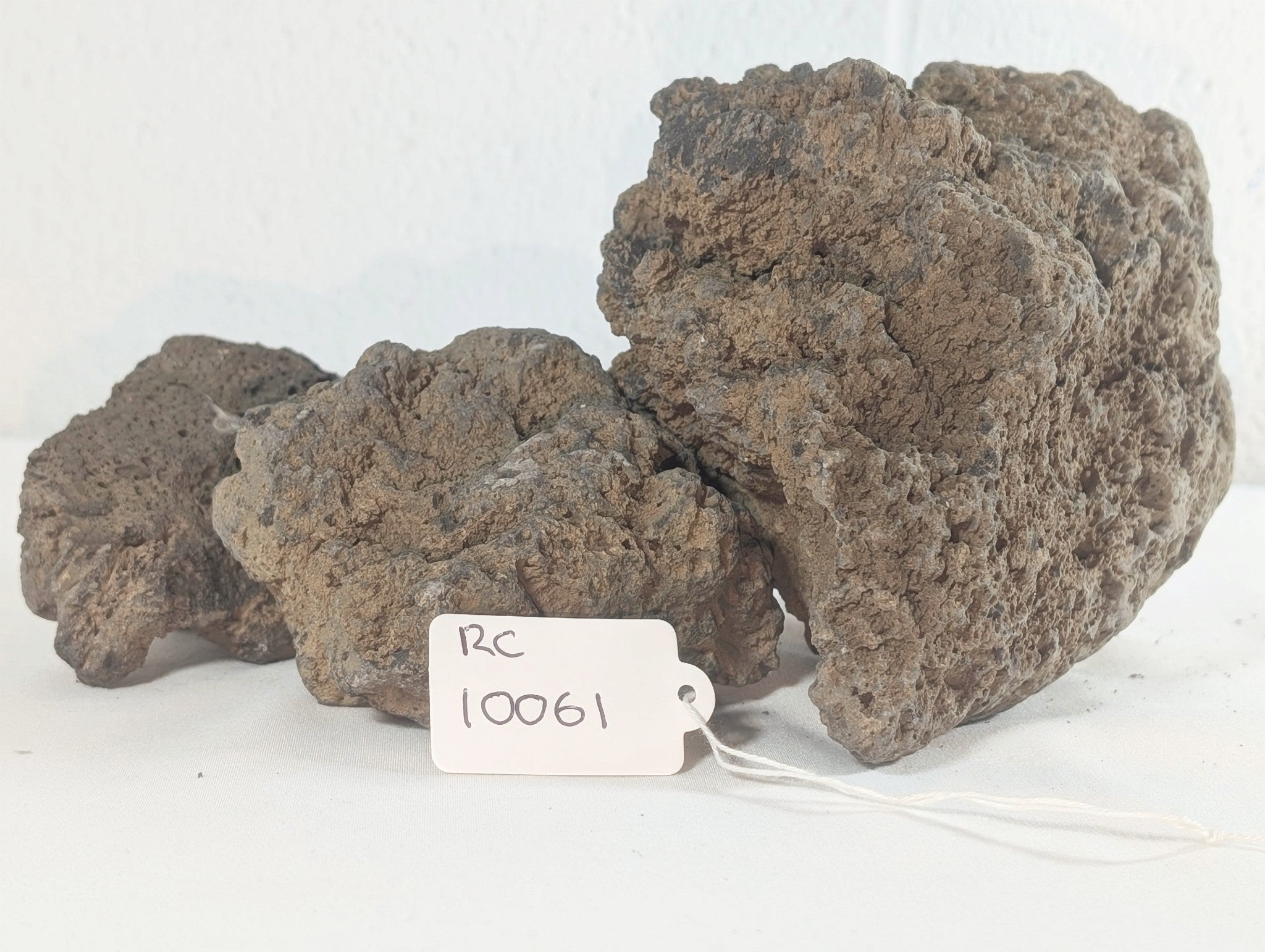 Blue Fairy Rock Aquascaping Premium Quality IWAGUMI Aquarium x3 2.4kg (RC10061)