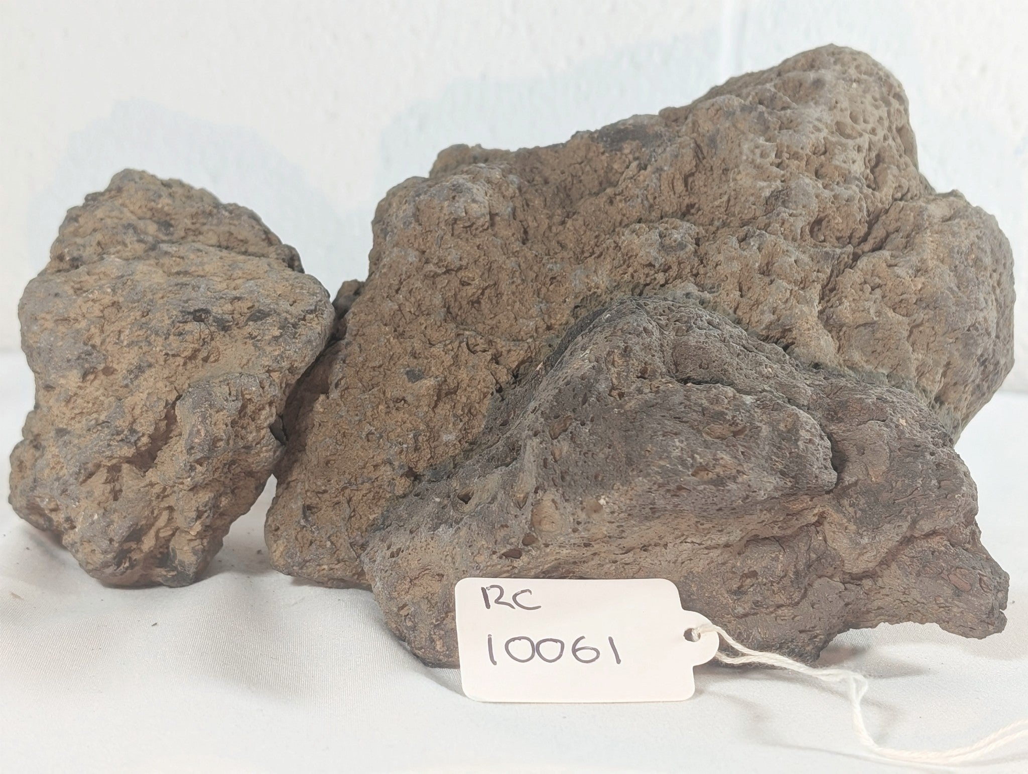 Blue Fairy Rock Aquascaping Premium Quality IWAGUMI Aquarium x3 2.4kg (RC10061)