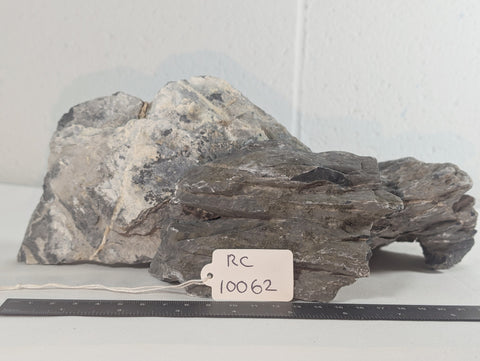 Image of Seiryu Rock Aquascaping Premium Quality IWAGUMI Aquarium x3 2.6kg (RC10062)