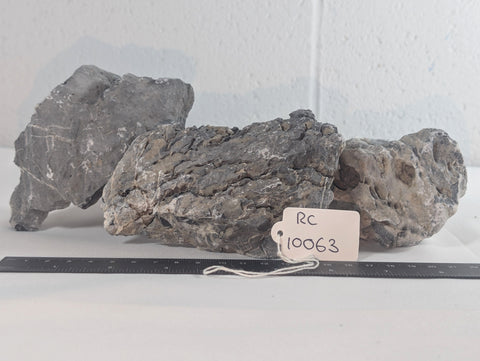 Image of Seiryu Rock Aquascaping Premium Quality IWAGUMI Aquarium x3 2.2kg (RC10063)