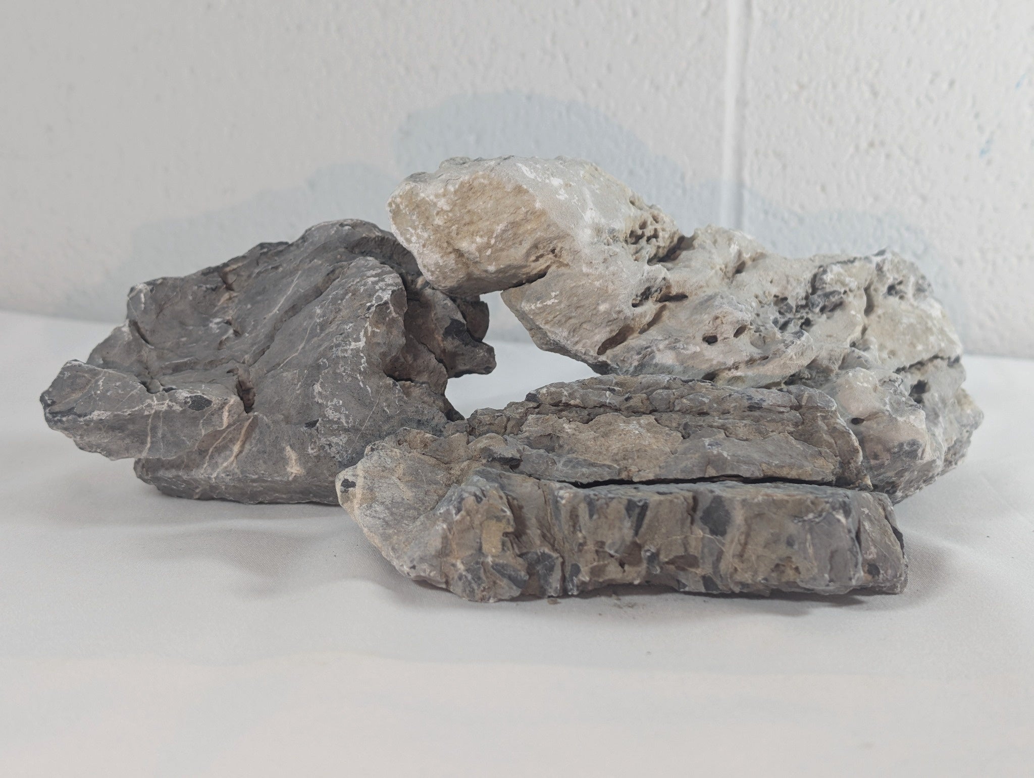 Seiryu Rock Aquascaping Premium Quality IWAGUMI Aquarium x3 2.2kg (RC10063)