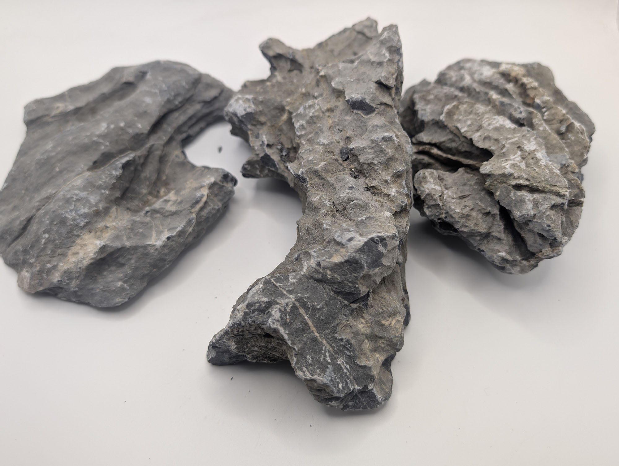 Seiryu Rock Aquascaping Premium Quality IWAGUMI Aquarium x3 1.9kg (RC10068)