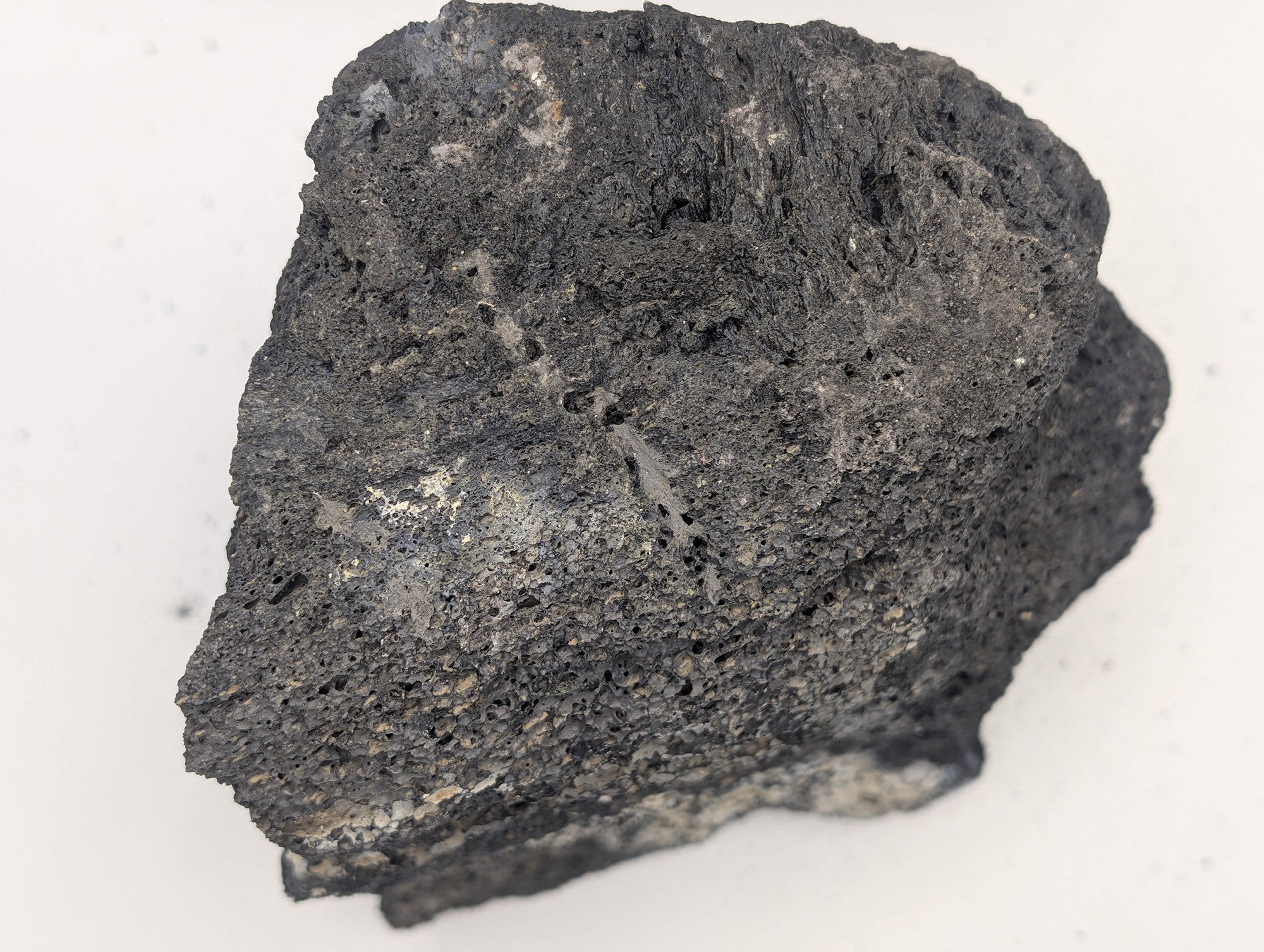 Black Lava Rock Volcanic Decoration Aquascaping Aquarium 1 Piece 1.3kg (RC10070)