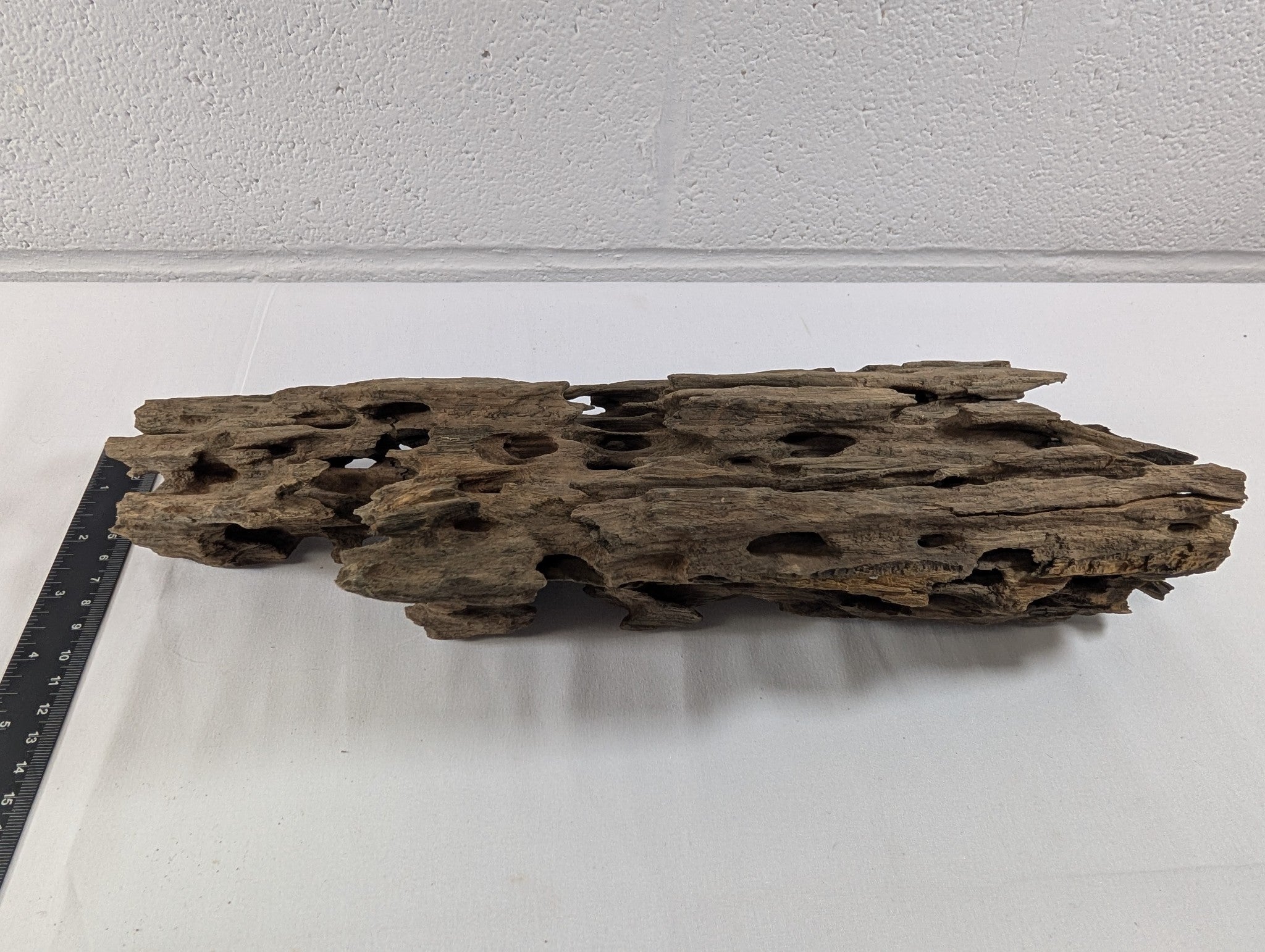 Natural Honeycomb Wood Catfish Shrimp Aquarium/Terrarium D40xW12xH9.5 (DW10011)